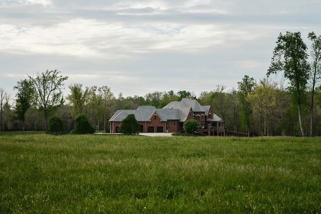 2925 Old Clarksville Pike, Ashland City, TN 37015