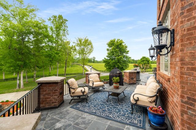 2925 Old Clarksville Pike, Ashland City, TN 37015