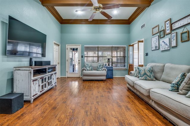 208 Catawba Road, Waxahachie, TX 75165