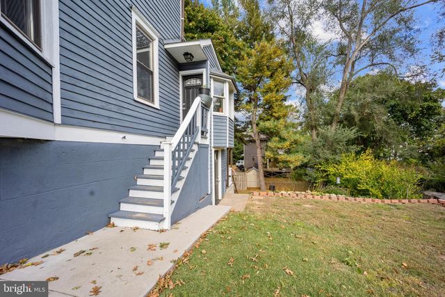 320 N CROWN ST, Morrisville, PA 19067