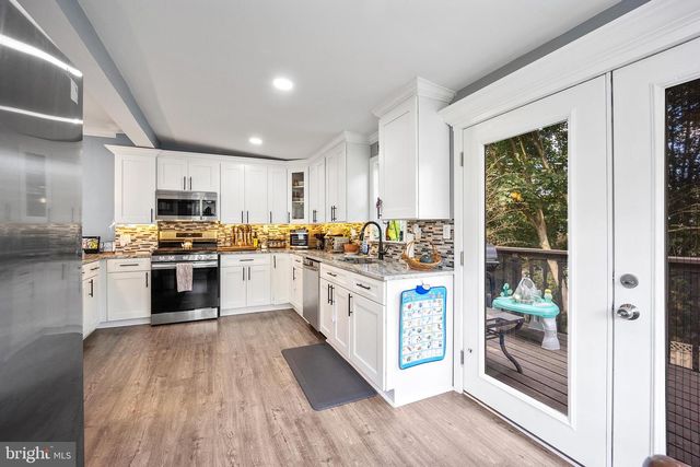 320 N CROWN ST, Morrisville, PA 19067