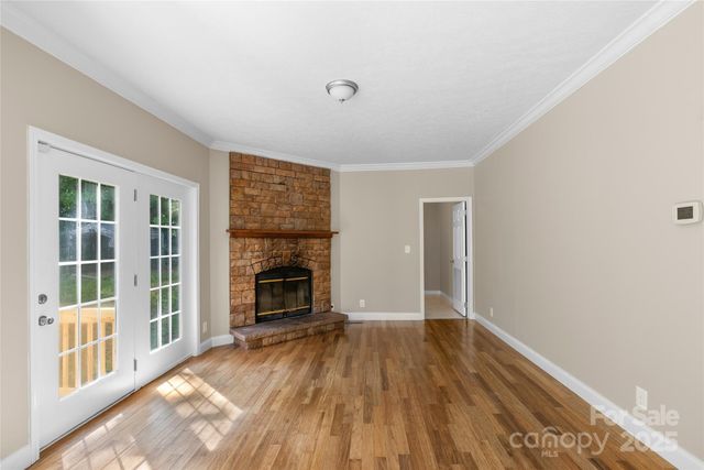 47 Red Valley Road, Penrose, NC 28766