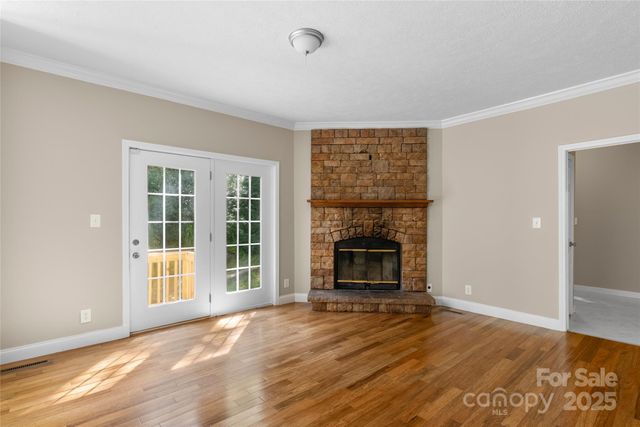 47 Red Valley Road, Penrose, NC 28766