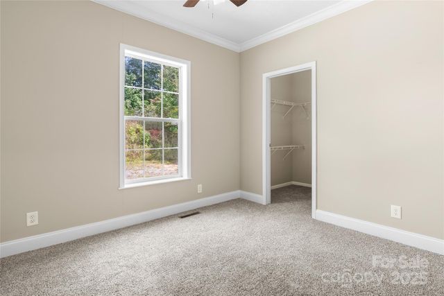 47 Red Valley Road, Penrose, NC 28766