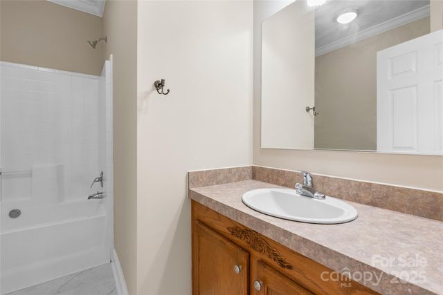 47 Red Valley Road, Penrose, NC 28766