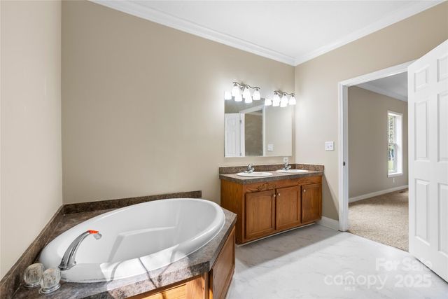 47 Red Valley Road, Penrose, NC 28766