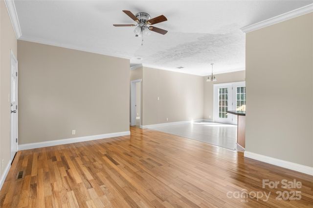 47 Red Valley Road, Penrose, NC 28766