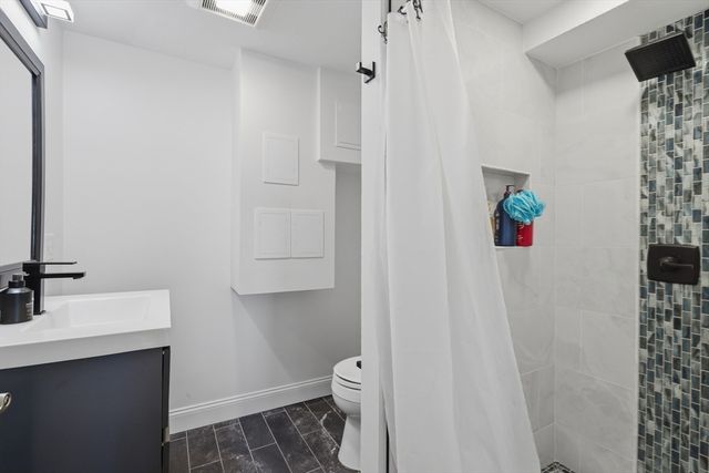 411B Lake Avenue, Worcester, MA 01604