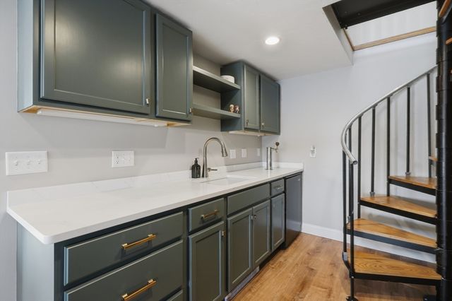 411B Lake Avenue, Worcester, MA 01604