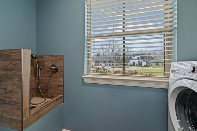 36528 Royal Oak Dr, Prairieville, LA 70769