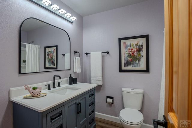 1327 Terry Cir, Pueblo, CO 81005