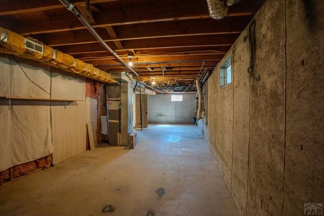 1327 Terry Cir, Pueblo, CO 81005