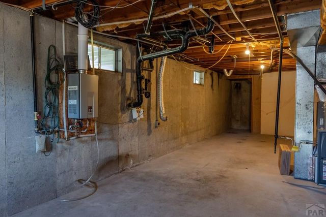 1327 Terry Cir, Pueblo, CO 81005