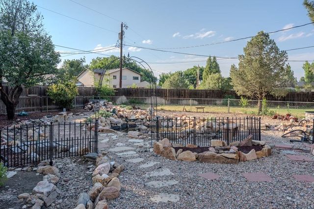 1327 Terry Cir, Pueblo, CO 81005