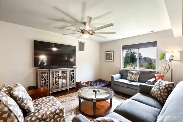 1332 Bulman Road SE, Port Orchard, WA 98366