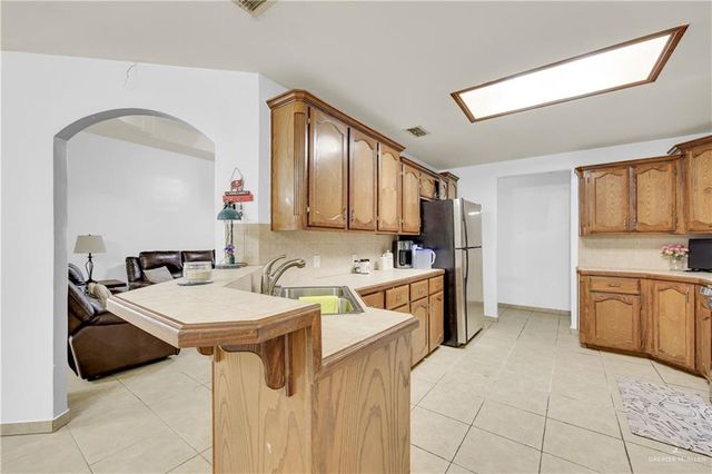 2102 W Mimosa Drive, Weslaco, TX 78596