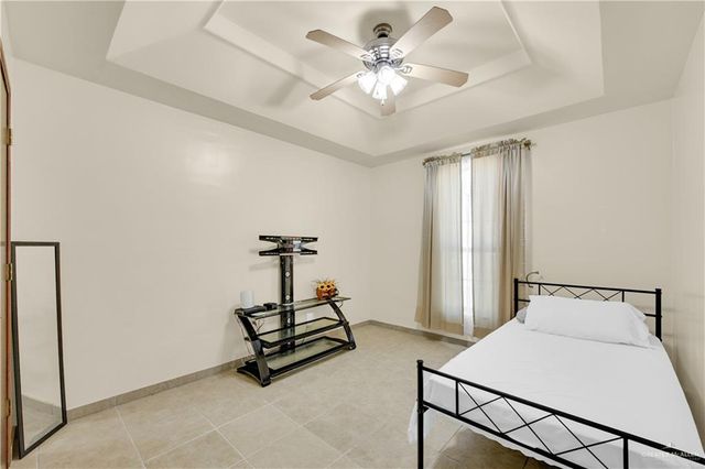 2102 W Mimosa Drive, Weslaco, TX 78596