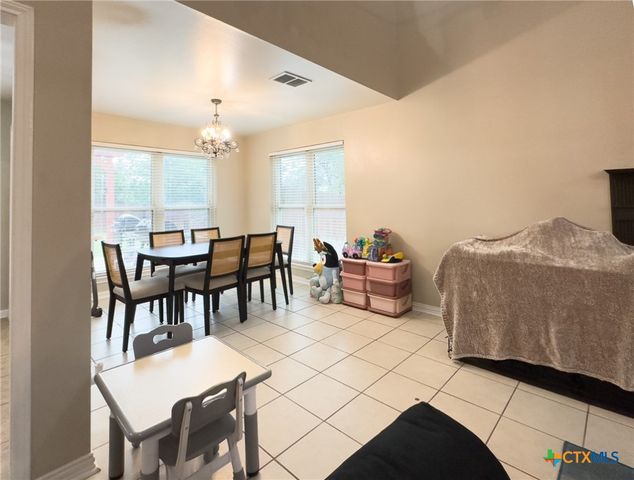 1106 Bowen Avenue, Copperas Cove, TX 76522