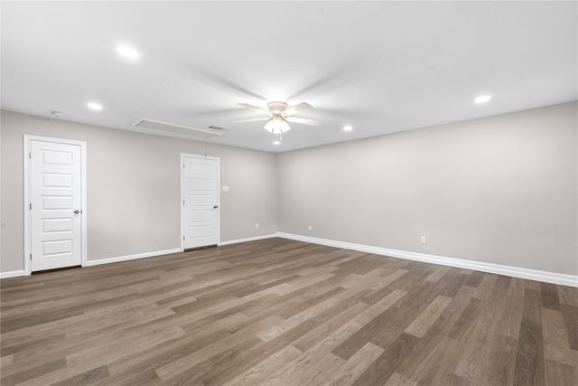 702 Austrian Road, Grand Prairie, TX 75050