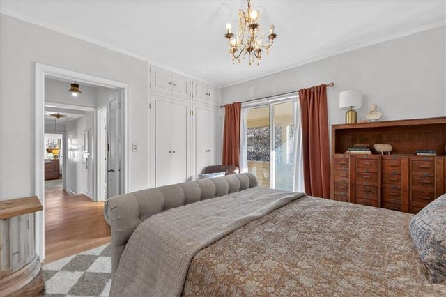 5353 Sunset Drive, Kansas City, MO 64112