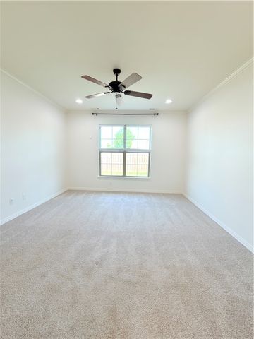 4201 Layton Road, Bentonville, AR 72713
