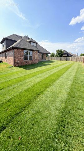 4201 Layton Road, Bentonville, AR 72713