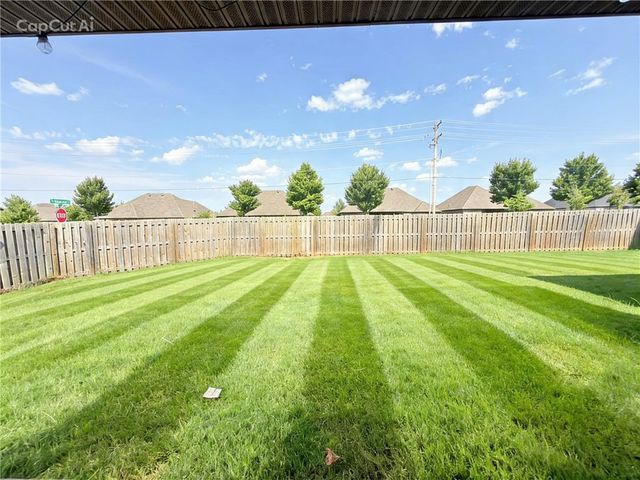 4201 Layton Road, Bentonville, AR 72713