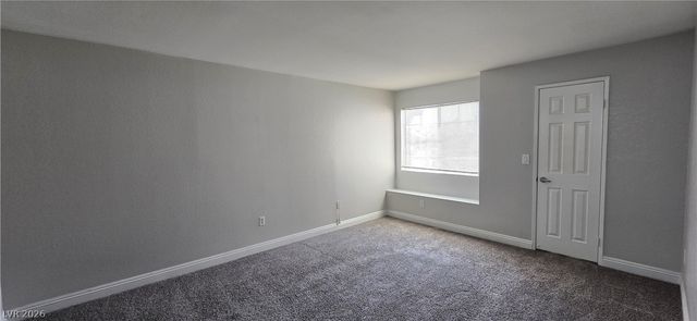 6500 West LAKE MEAD BL Boulevard 204, Las Vegas, NV 89108