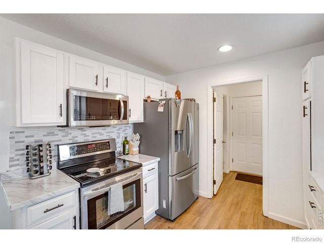 104 23rd Ave Ct, Greeley, CO 80631