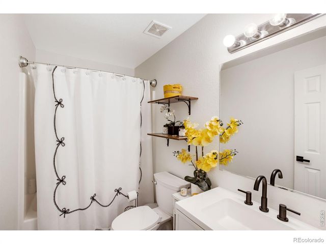 104 23rd Ave Ct, Greeley, CO 80631