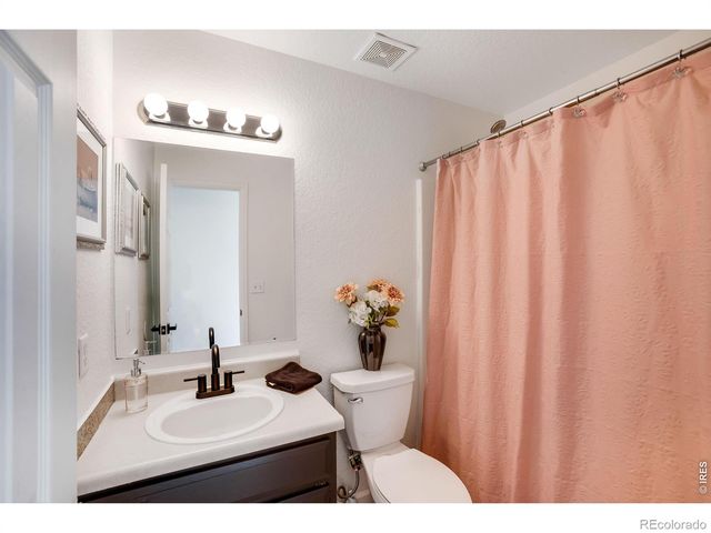 104 23rd Ave Ct, Greeley, CO 80631