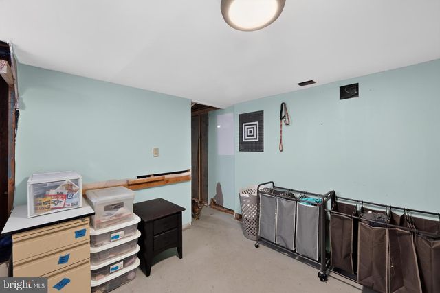 352 S READING AVE, Boyertown, PA 19512