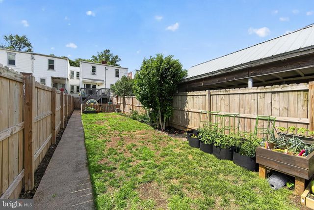 352 S READING AVE, Boyertown, PA 19512