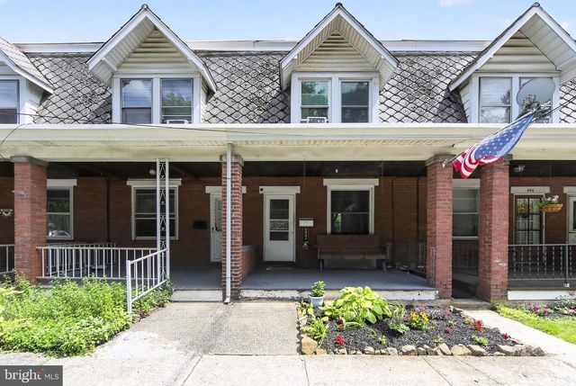 352 S READING AVE, Boyertown, PA 19512