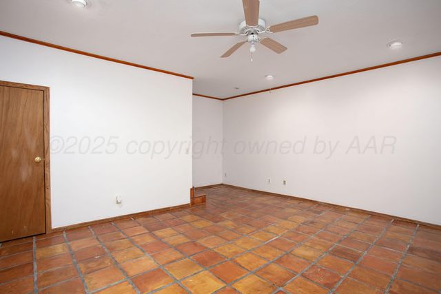 3925 GATEWOOD Street, Amarillo, TX 79109