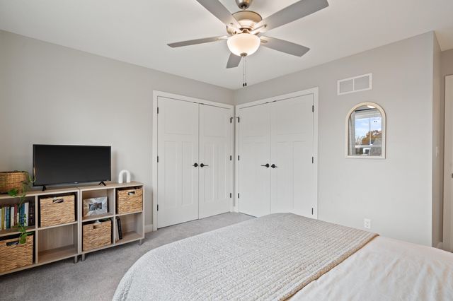 5901 HUNTINGTON CT, Columbia, MO 65201