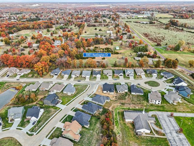 5901 HUNTINGTON CT, Columbia, MO 65201