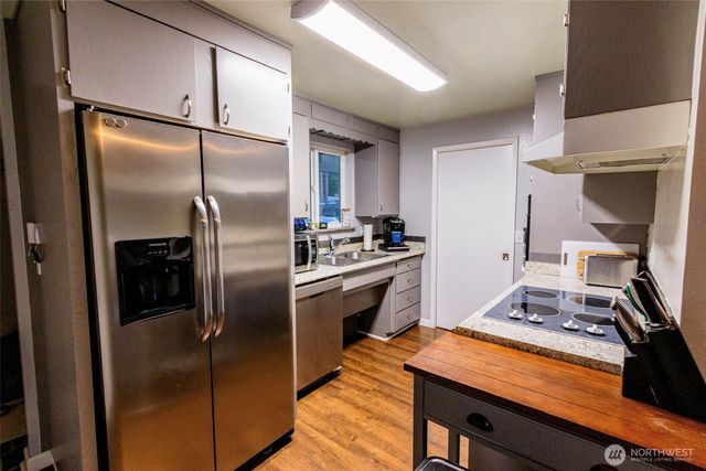 10201 SW 120th Street, Lakewood, WA 98498
