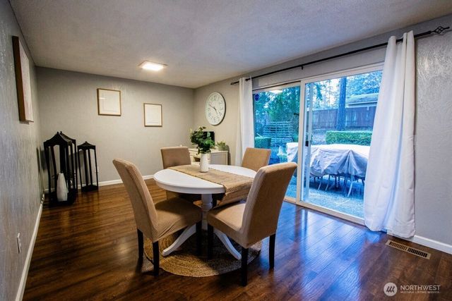 10201 SW 120th Street, Lakewood, WA 98498