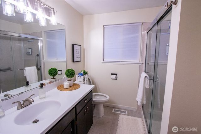 10201 SW 120th Street, Lakewood, WA 98498