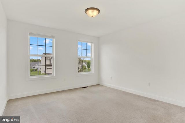43 DANBURY DR, Mechanicsburg, PA 17050