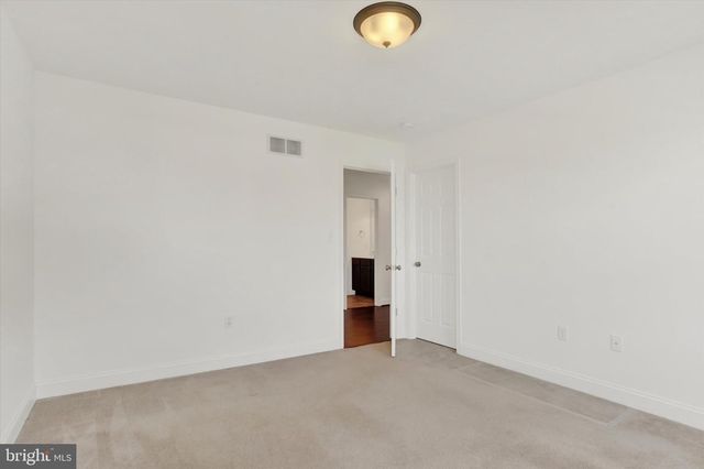 43 DANBURY DR, Mechanicsburg, PA 17050