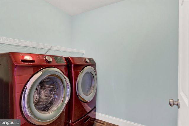 43 DANBURY DR, Mechanicsburg, PA 17050