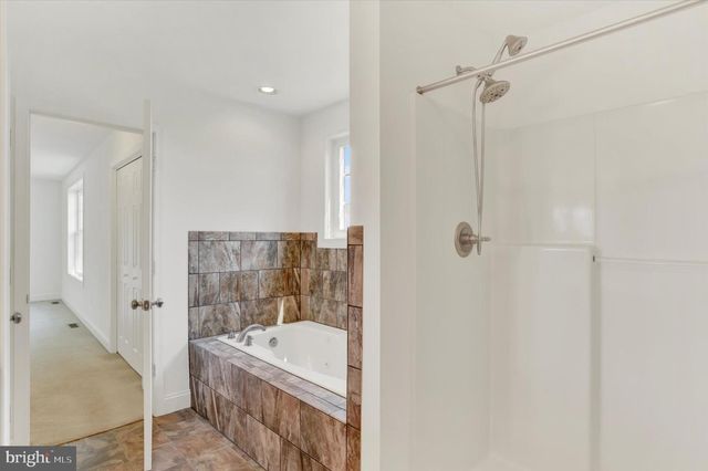43 DANBURY DR, Mechanicsburg, PA 17050