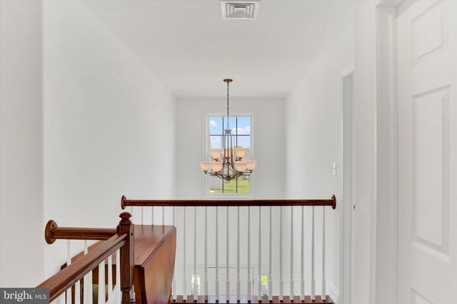 43 DANBURY DR, Mechanicsburg, PA 17050