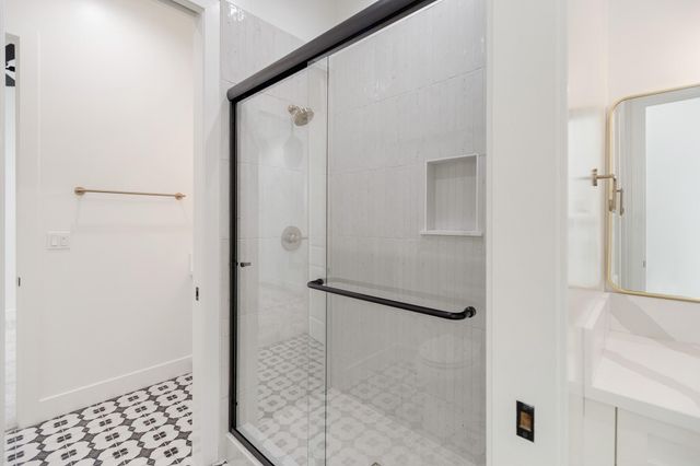 3136 E Beech Court, Visalia, CA 93292