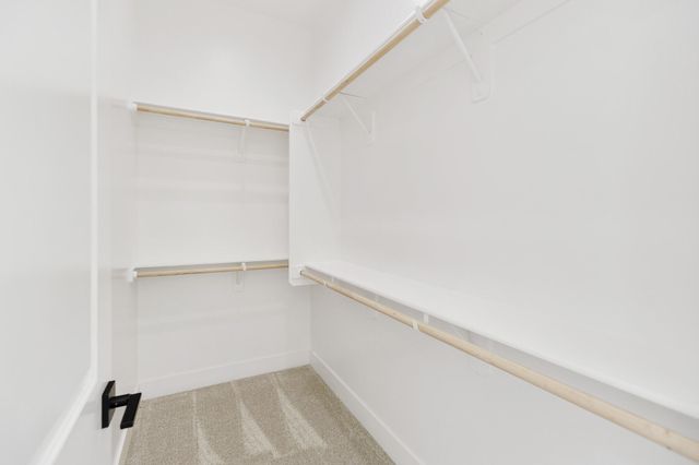 3136 E Beech Court, Visalia, CA 93292