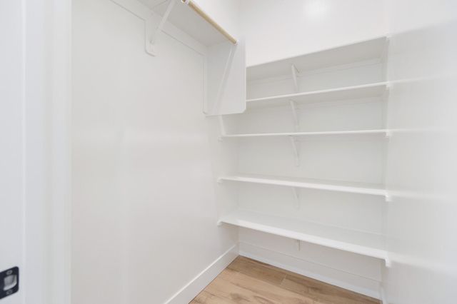 3136 E Beech Court, Visalia, CA 93292