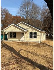 1711 Bristol Court, North Vernon, IN 47265