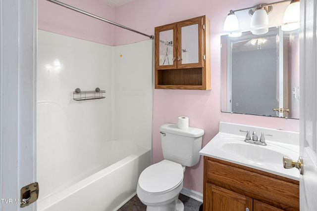 660 Beaverview Drive 660, Bristol, VA 24201